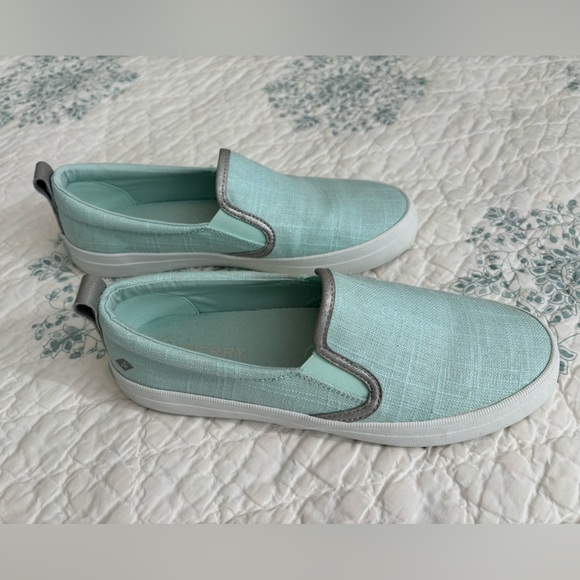 Size 8 Sperry Topsiders light blue and silver - Picture 1 of 7